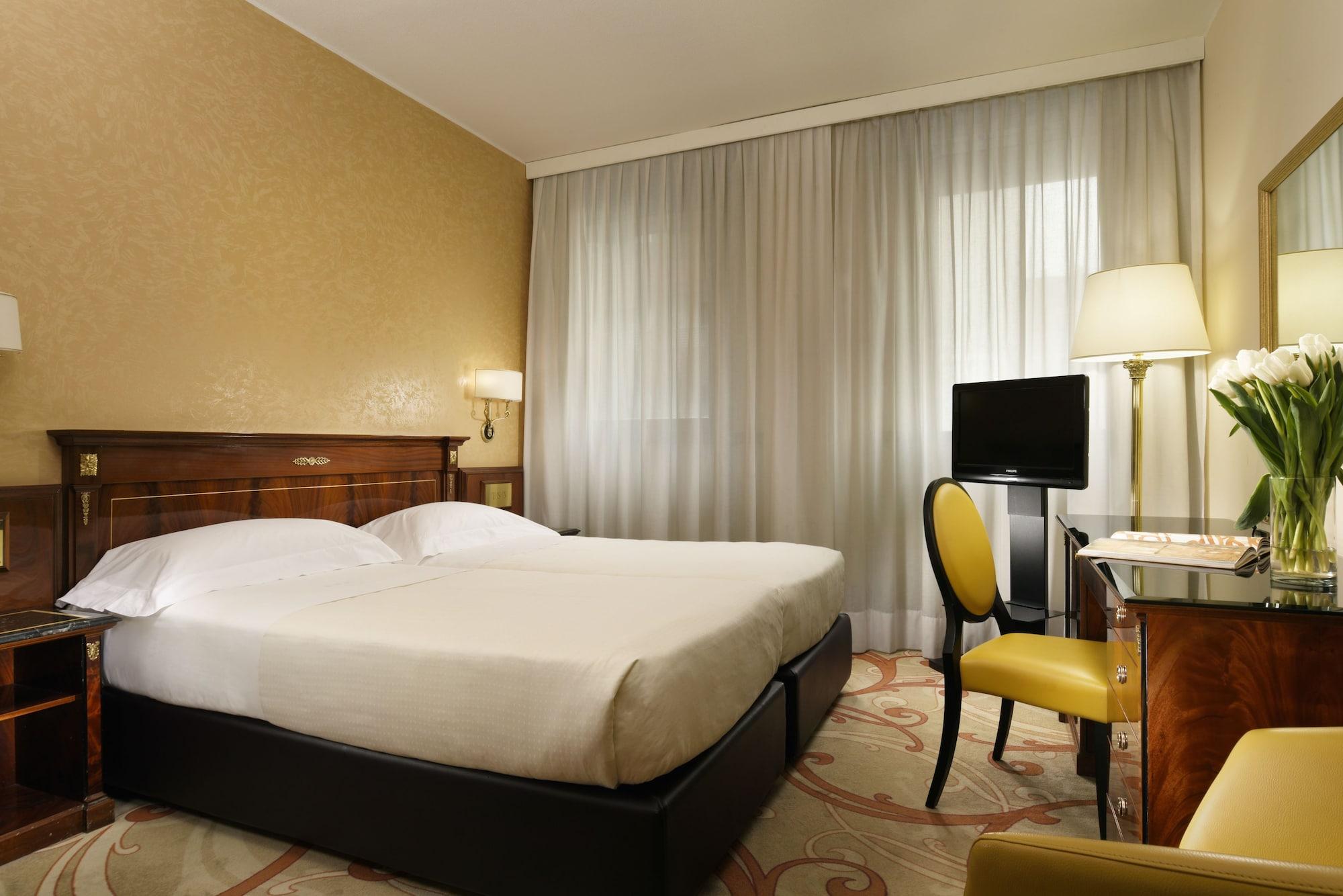 UNAHOTELS Scandinavia Milano Esterno foto