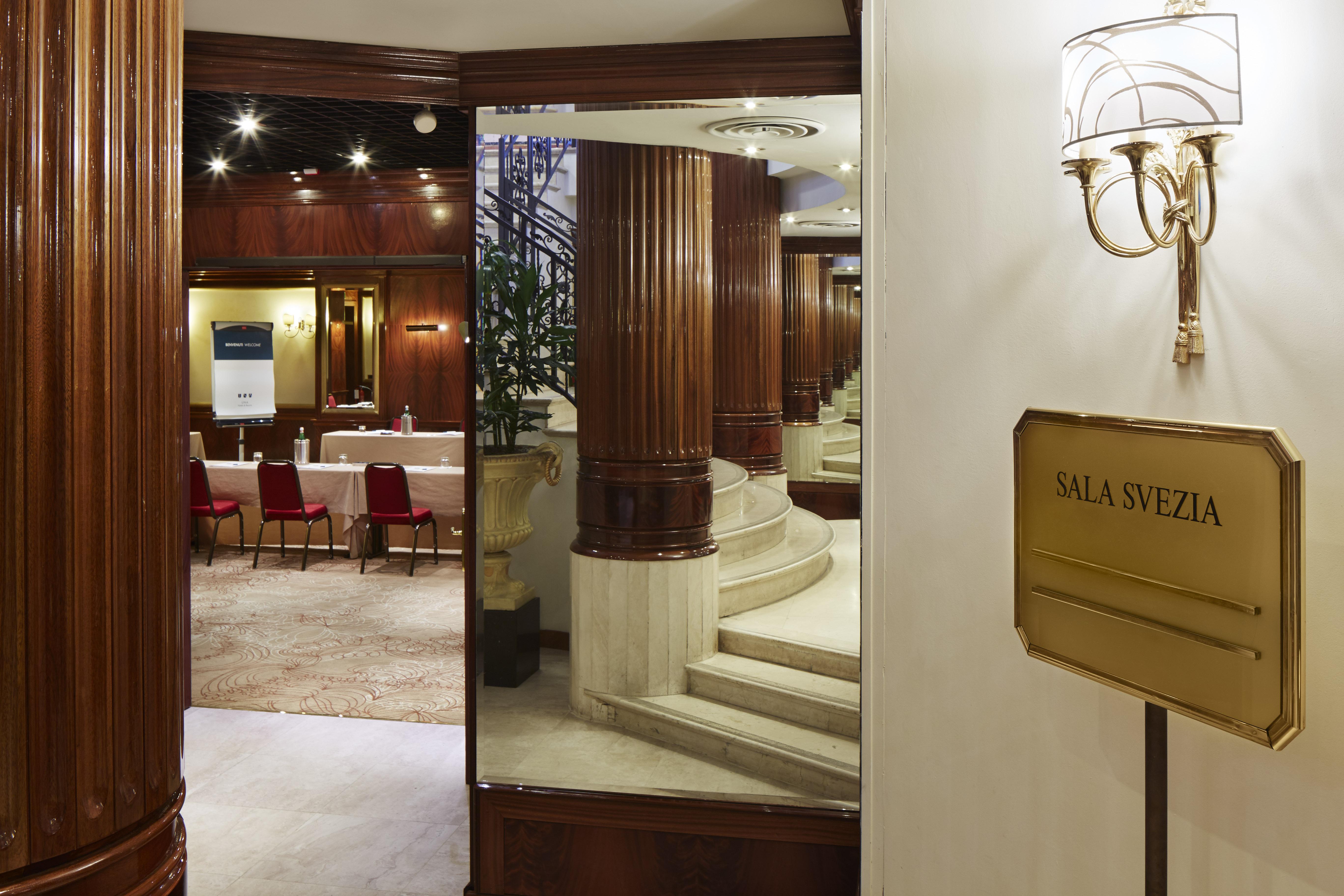 UNAHOTELS Scandinavia Milano Esterno foto
