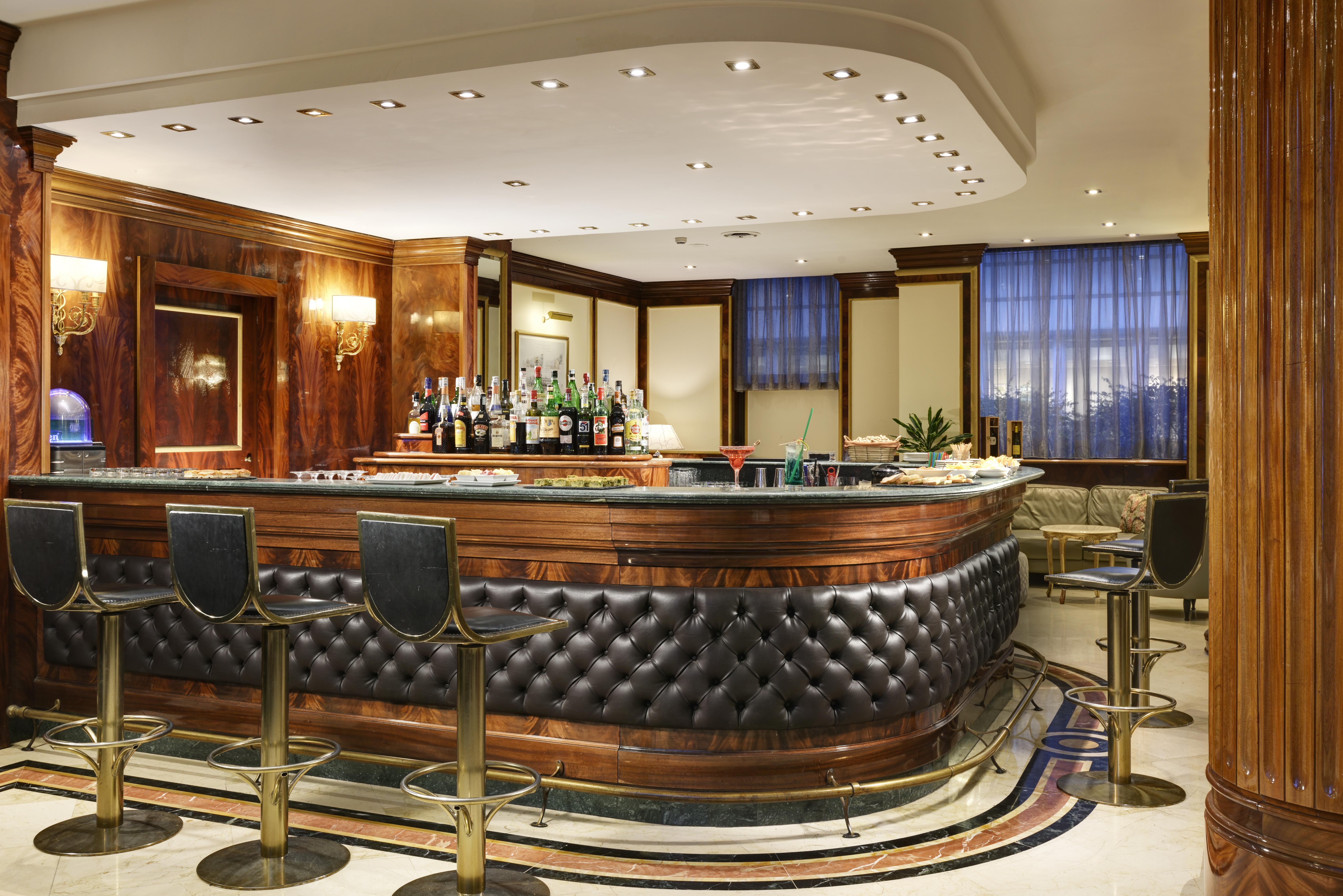 UNAHOTELS Scandinavia Milano Esterno foto