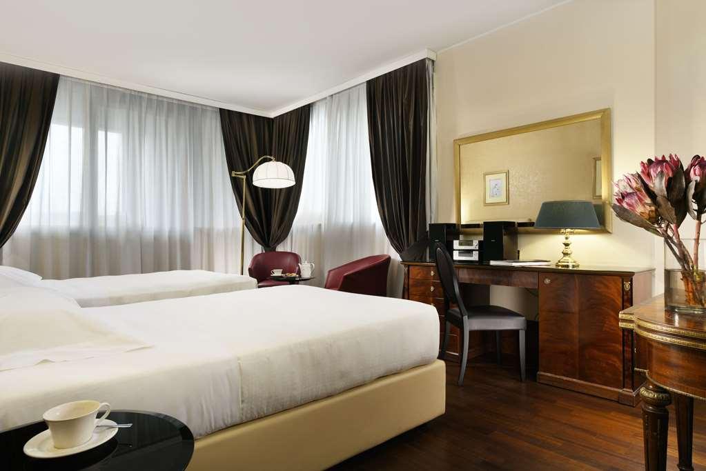 UNAHOTELS Scandinavia Milano Camera foto