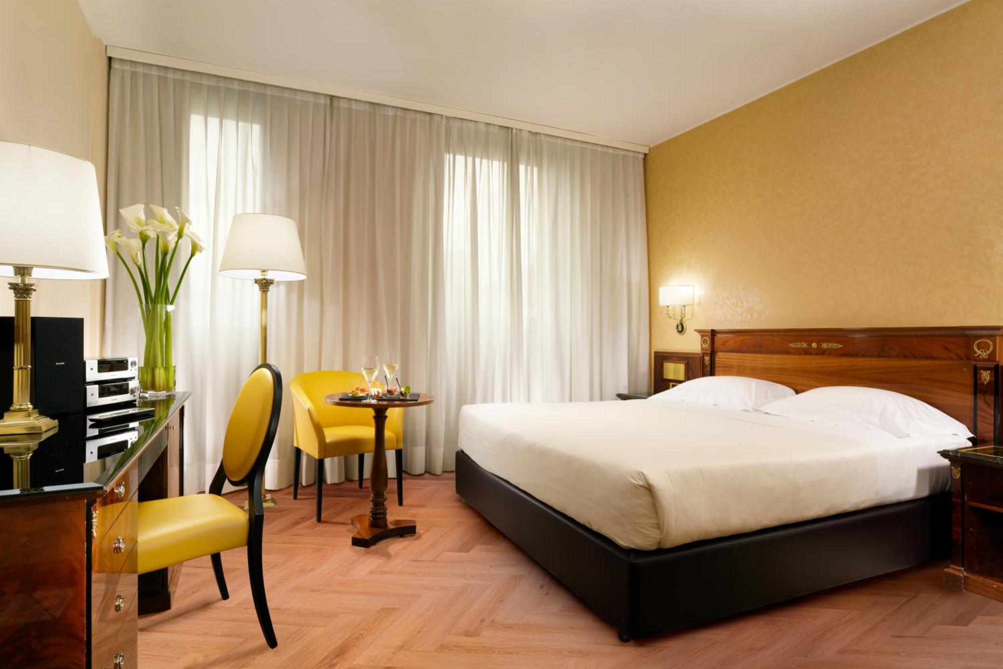 UNAHOTELS Scandinavia Milano Esterno foto