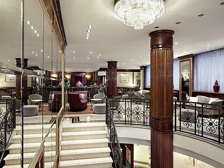 UNAHOTELS Scandinavia Milano Esterno foto